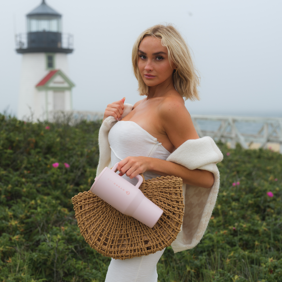 pink-sand-40oz-1183ml-y8 TRVL-PinkSand-6WPI.png
